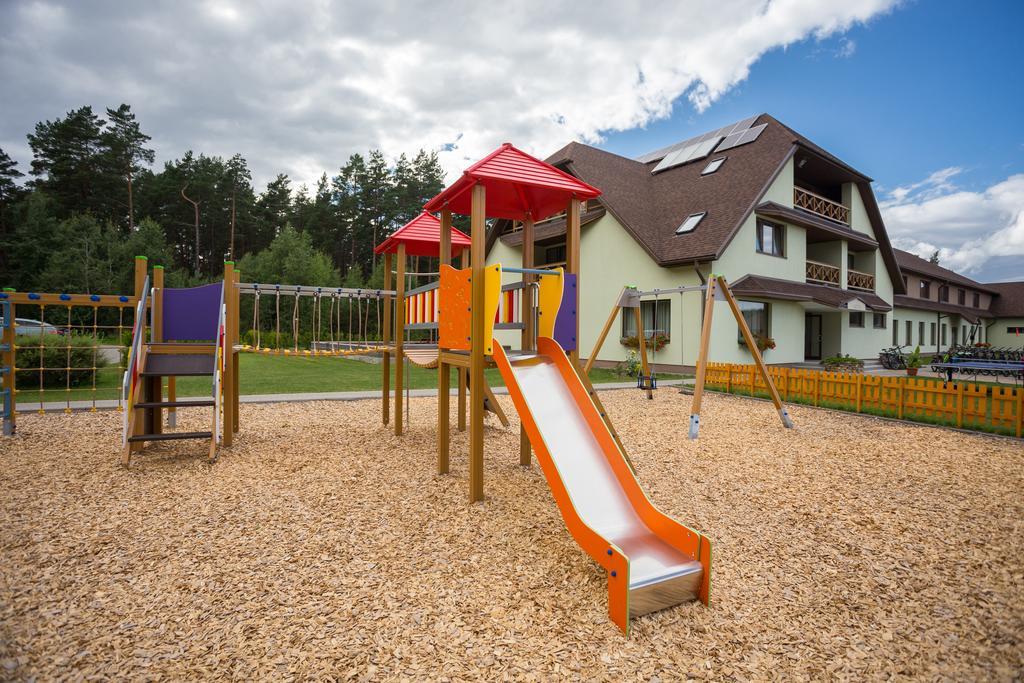 Отель Irbeni Brivkalni Экстерьер фото