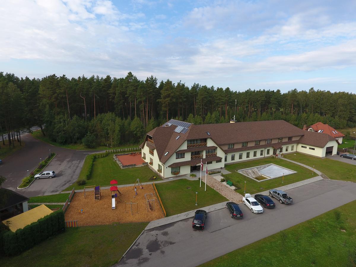 Отель Irbeni Brivkalni Экстерьер фото